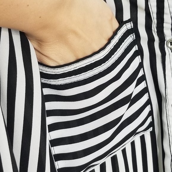 Dynamite Black White Striped Roll Tab Sleeve Pocket Business Casual Business XXS - Picture 4 of 7